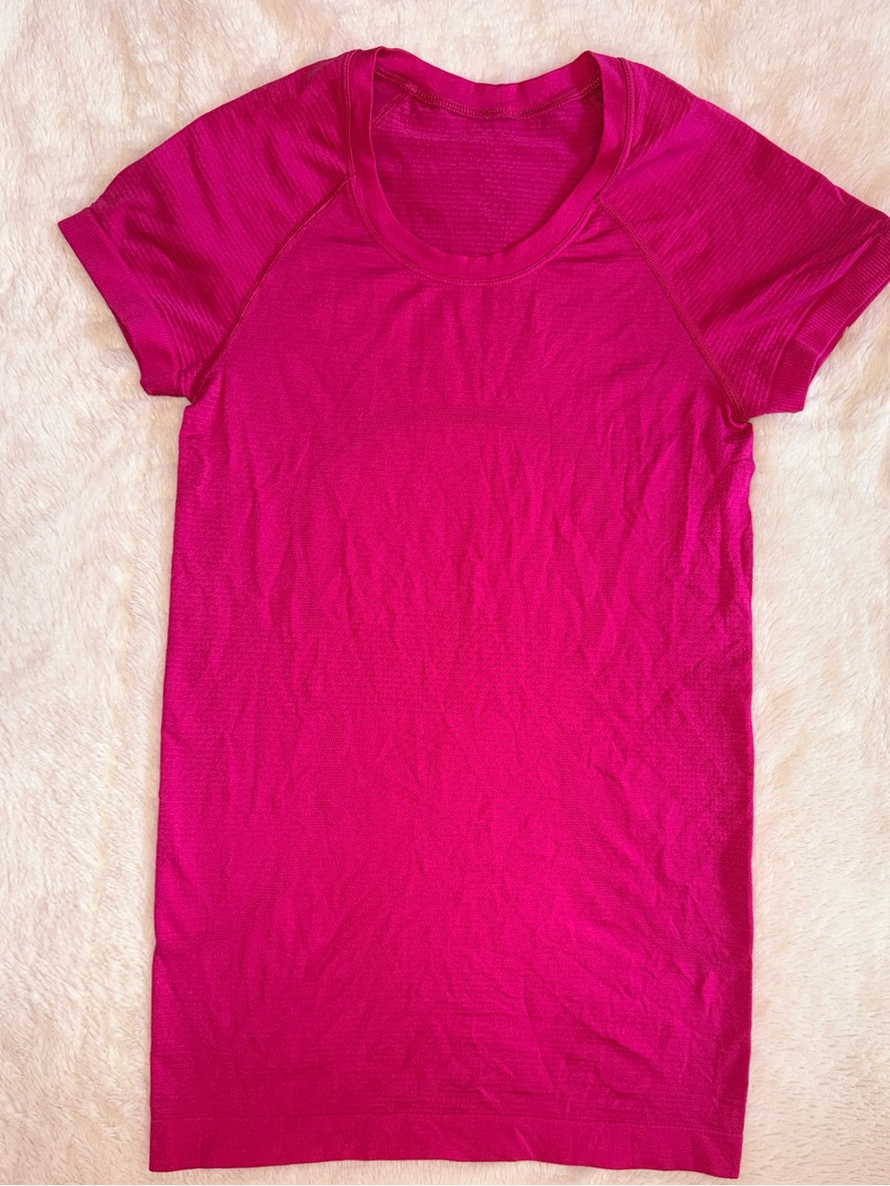 Lululemon swiftly tech short sleeve